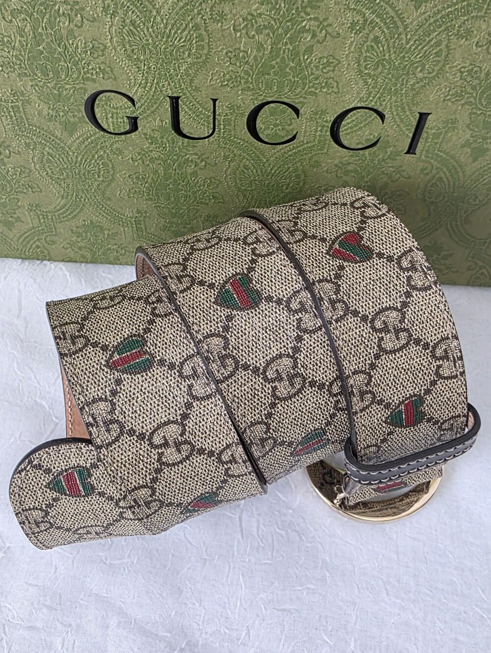 Autu Gucci Heart 💖 Belt with Gold GG Buckle - Picture 2 of 9